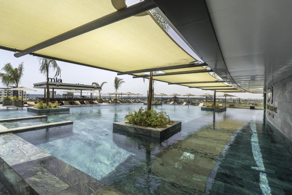 هتل گراند سفیر ریزورت